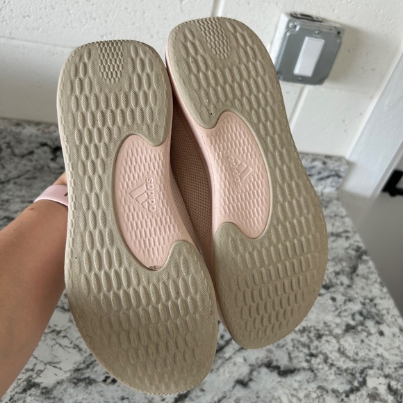 Adidas sneakers - Picture 4 of 4